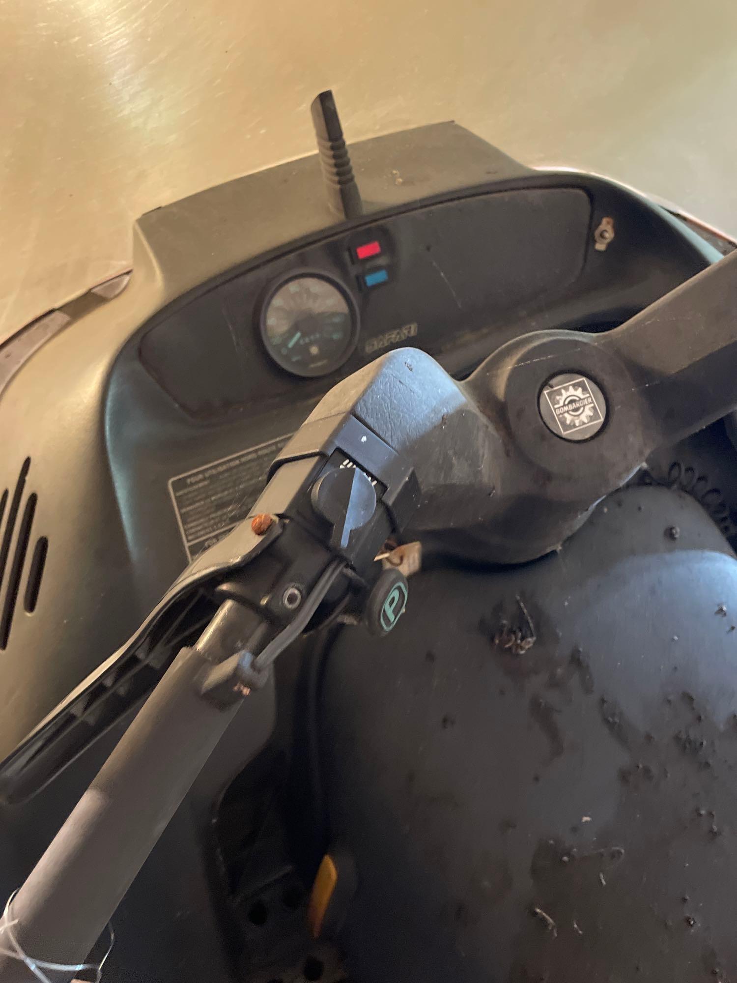 1991 Ski-doo Safari Snowmobile 1991