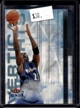 MICHAEL JORDAN 2001-02 FLEER PREMIUM VERTIVAL HEIGHTS INSERT