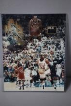 MICHAEL JORDAN UNSIGNED 8X10 PHOTO