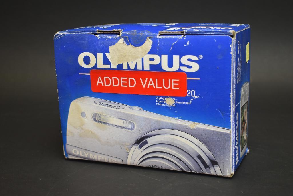 Olympus Stylus 820 Digital Camera