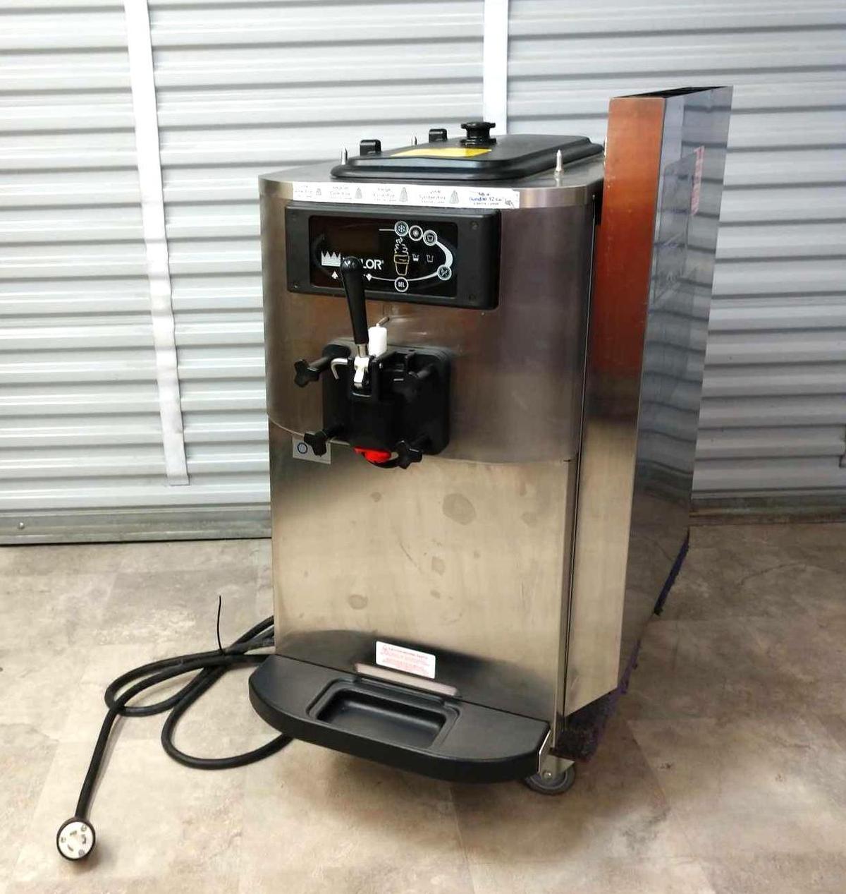 Taylor countertop soft serve ice cream machine