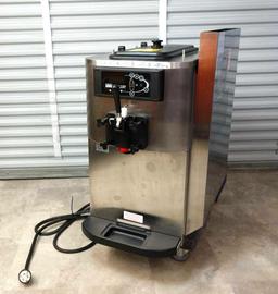 Taylor countertop soft serve ice cream machine