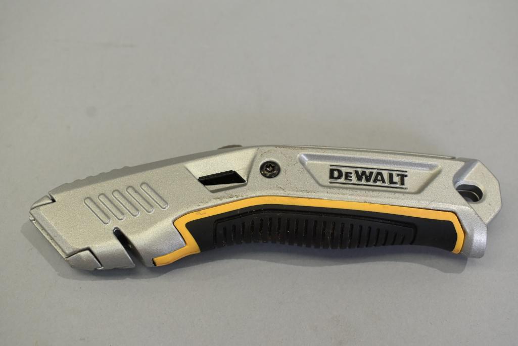 2 Dewalt Retractable Utility Knife