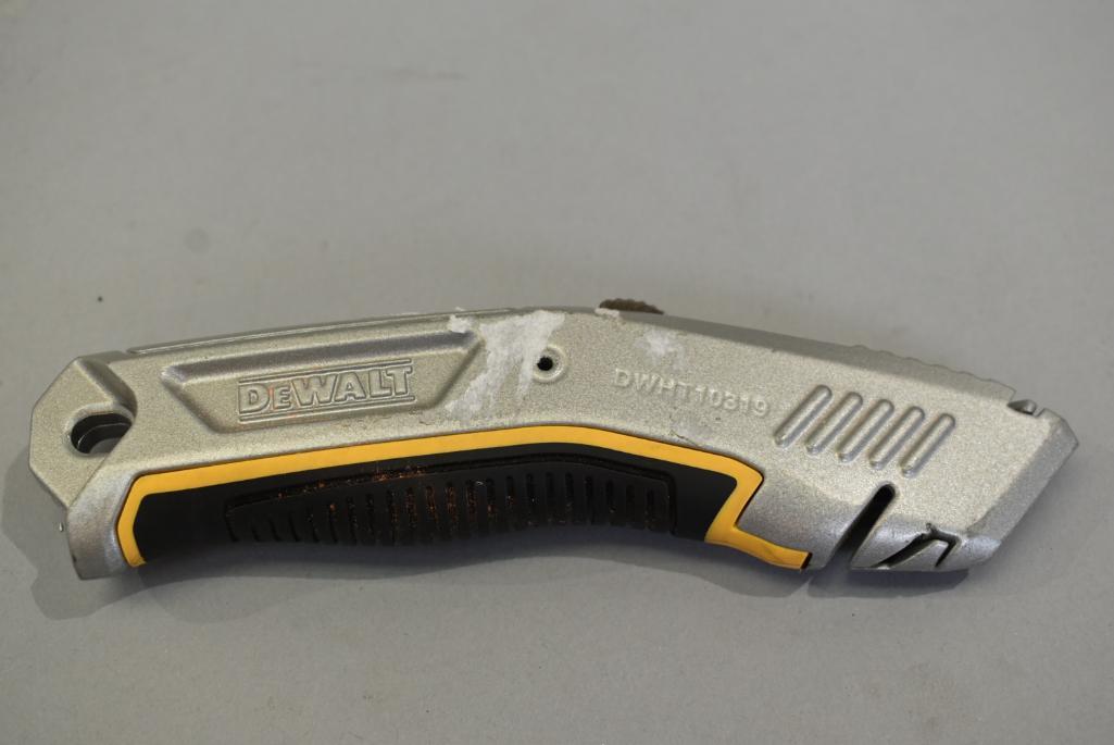 2 Dewalt Retractable Utility Knife