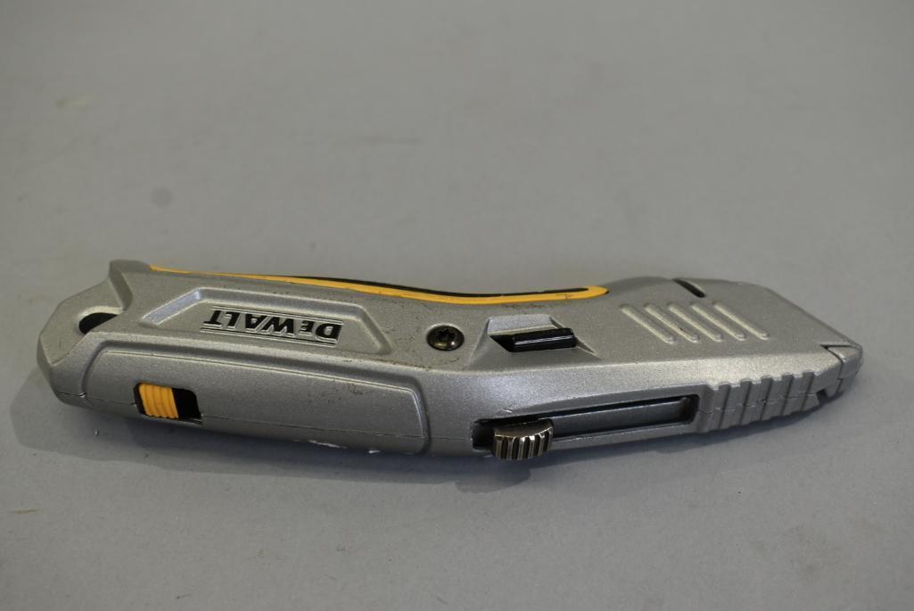 2 Dewalt Retractable Utility Knife