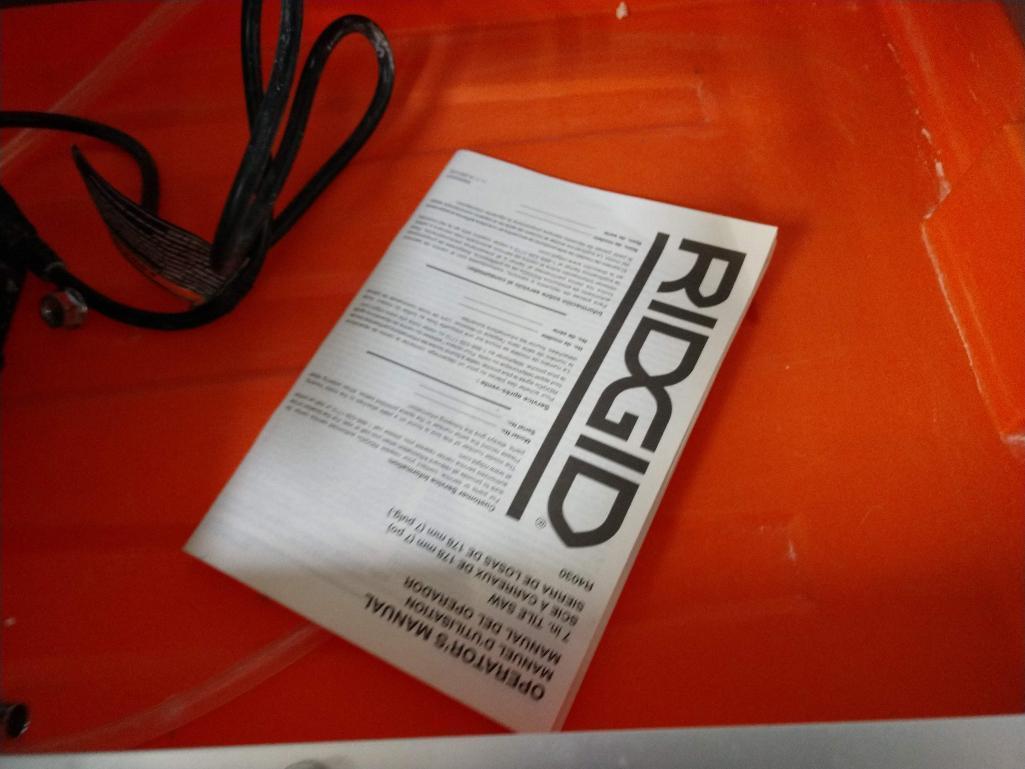 Ridgid 7in Job Site Wet Tile Saw with Stand