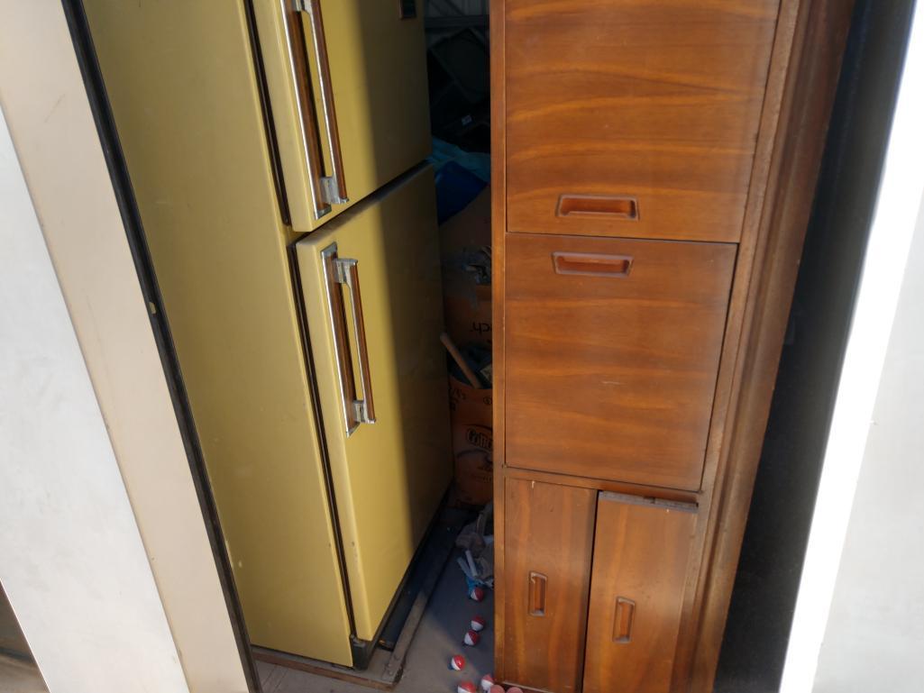 The Entire Contents Of A 8ft x 8ft x 8ft Double Door Storage Unit - Doors 52-T1&T2