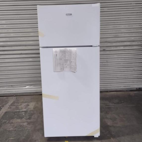 NEW Hotpoint Top Freezer Refrigerator