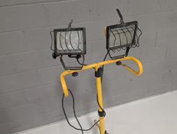 Tripod Work Light