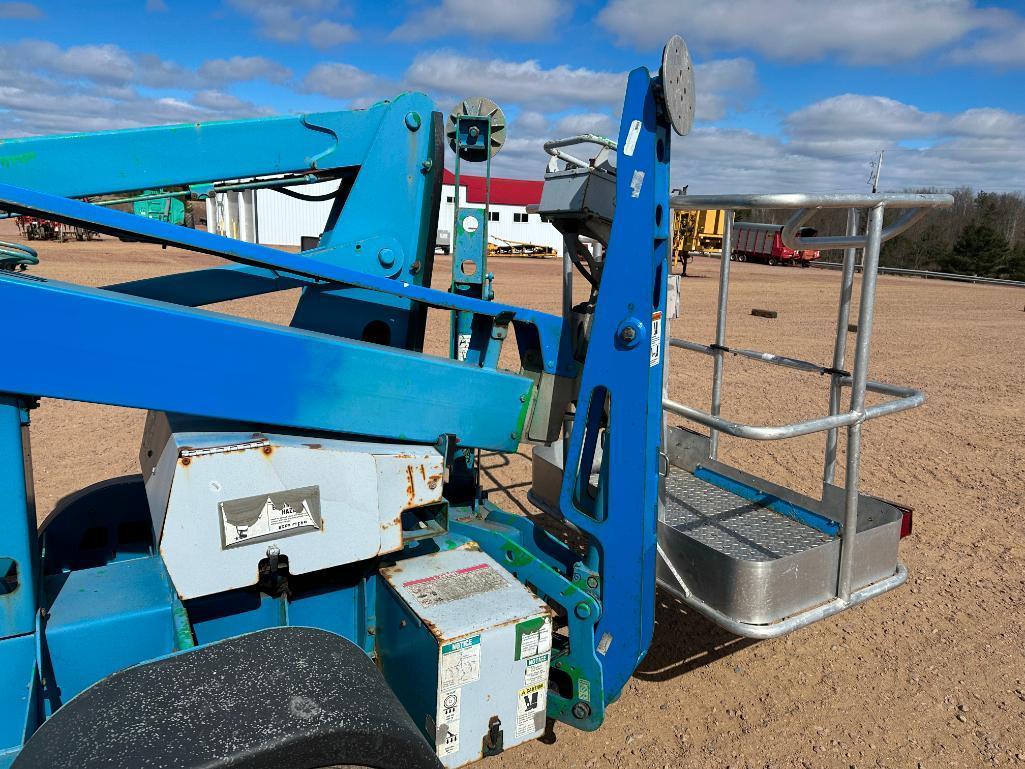 2006 Genie TZ-34/20 electric powered towable boom lift, 34' lift, outriggers, ball hitch,