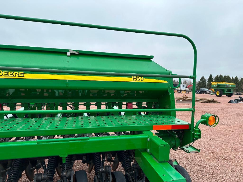 2014 John Deere 1590 10' no till grain drill, grass seed, 7 1/2" spacing, drawbar hitch, SN: