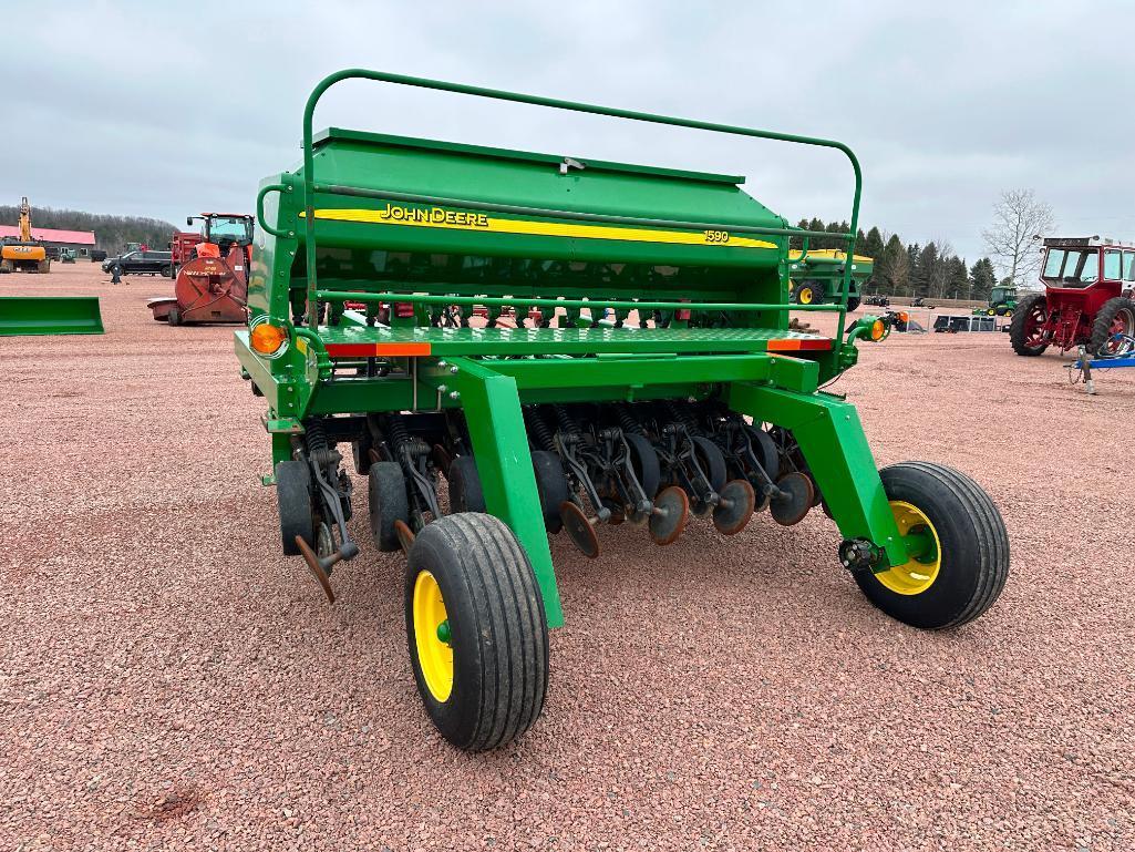 2014 John Deere 1590 10' no till grain drill, grass seed, 7 1/2" spacing, drawbar hitch, SN: