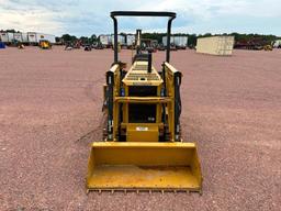 2016 Struck Magnatrac MH8000 crawler loader backhoe, OROPS, Briggs & Stratton Vanguard 35hp gas