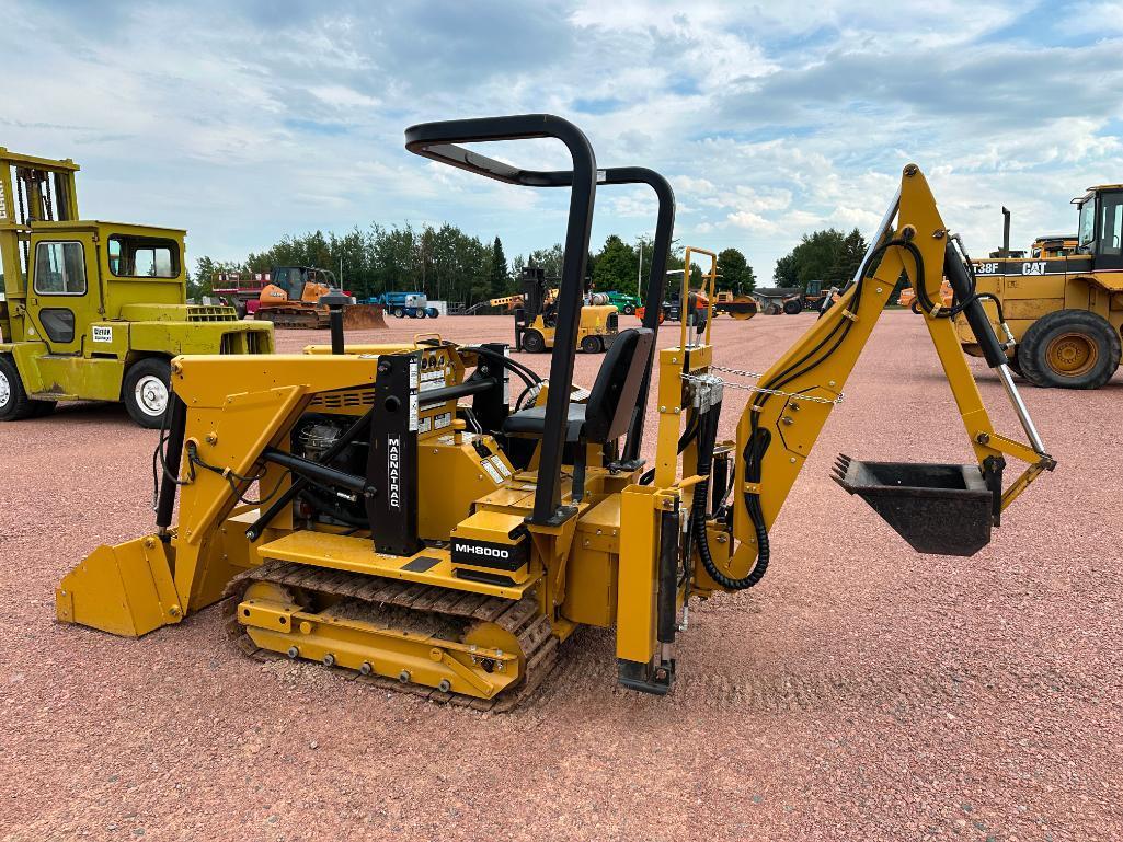 2016 Struck Magnatrac MH8000 crawler loader backhoe, OROPS, Briggs & Stratton Vanguard 35hp gas
