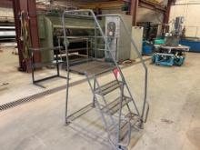 4-step rolling ladder.