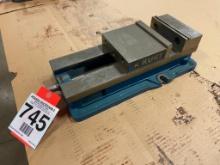 Kurt Model D688 machinist vise; s/n 130367; no handle.