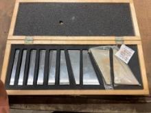Angle block set.