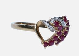 Estate .35 tcw Natural Red Ruby & Diamond 10k Yellow Gold Heart Ring