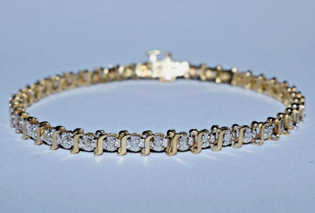 1/2 Carat TCW Natural Diamond & 10K Yellow Gold Bracelet 5.8 Grams