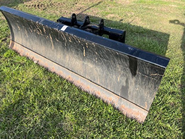 quick attack 8’ blade with hydraulic