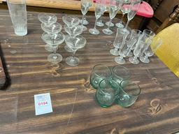 Table glassware 4 chairs glass table