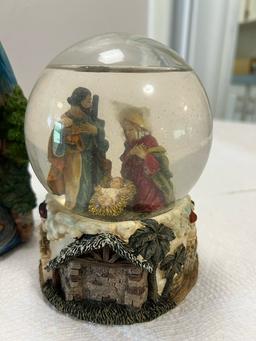 Snow globe Noah’s ark lot