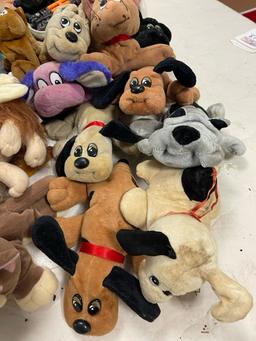 Tote of toys - pound puppies