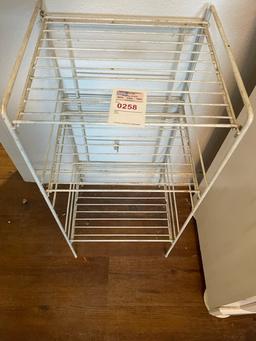 Small wire rack