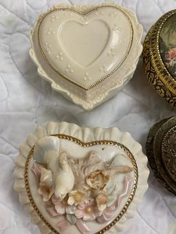 3 heart music boxes and 1 heart jewelry box