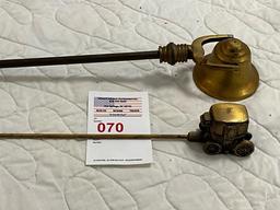 2 candle snuffers