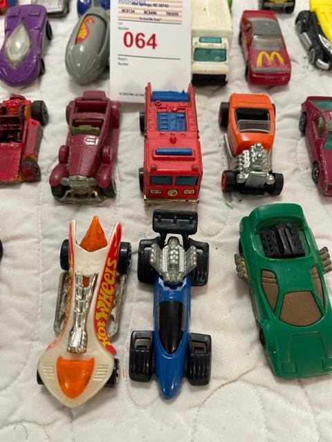 matchbox/hot wheels cars