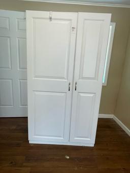 White Cabinet / Wardrobe