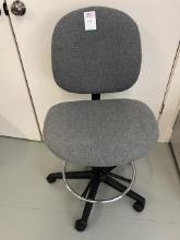roll around office chair