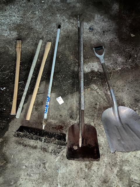 shovels , Handles
