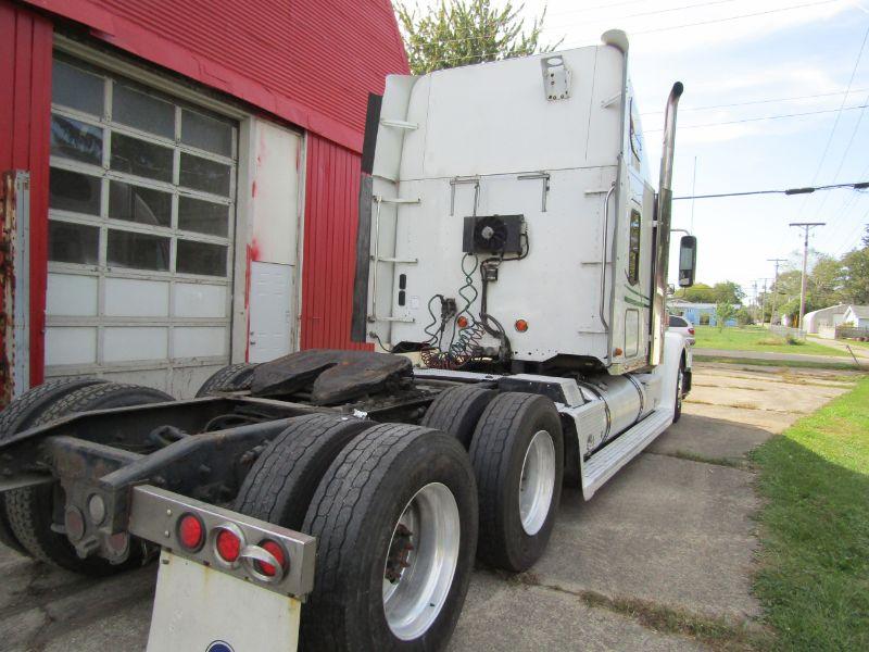 2010 Freightliner Coronado Sleeper
