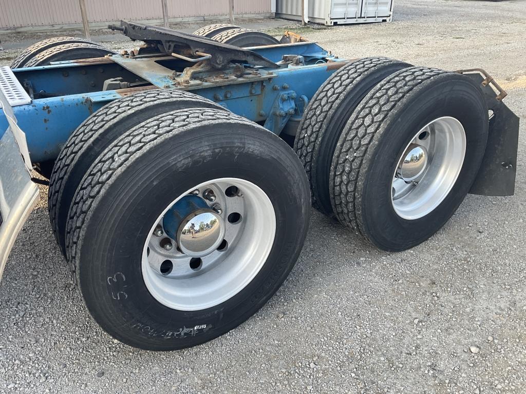 1999 Kenworth T600 Daycab