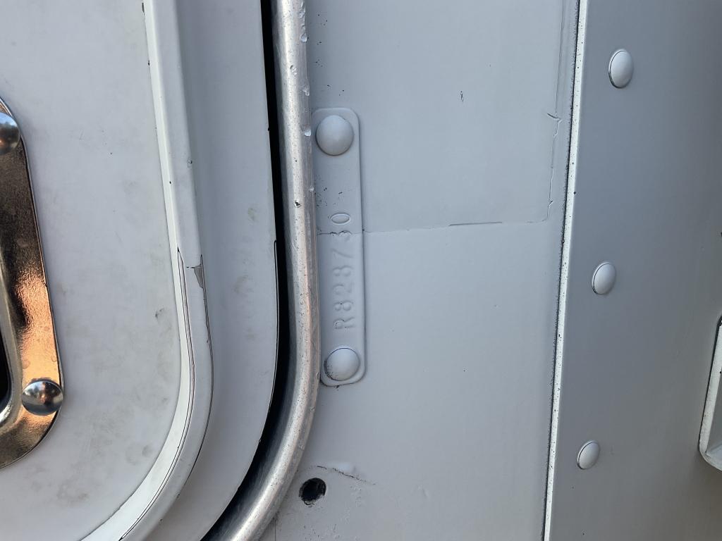 1999 Kenworth T600 Daycab