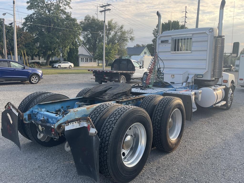 1999 Kenworth T600 Daycab