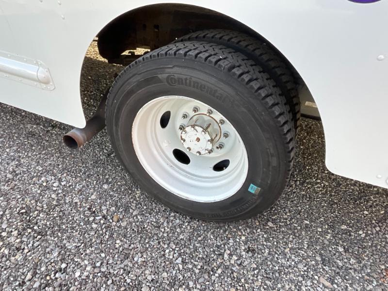 2019 Ford Stepvan F59