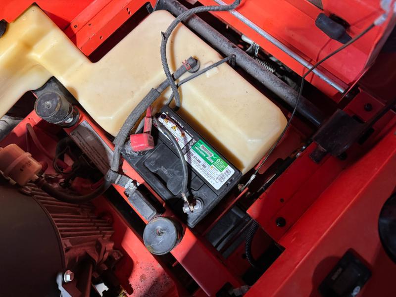 Ariens 1KONX52 Zero Turn