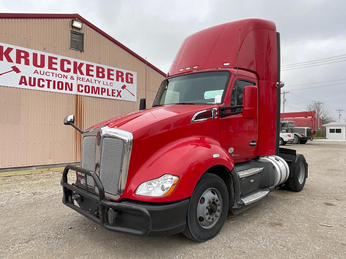 2018 Kenworth T680 Daycab