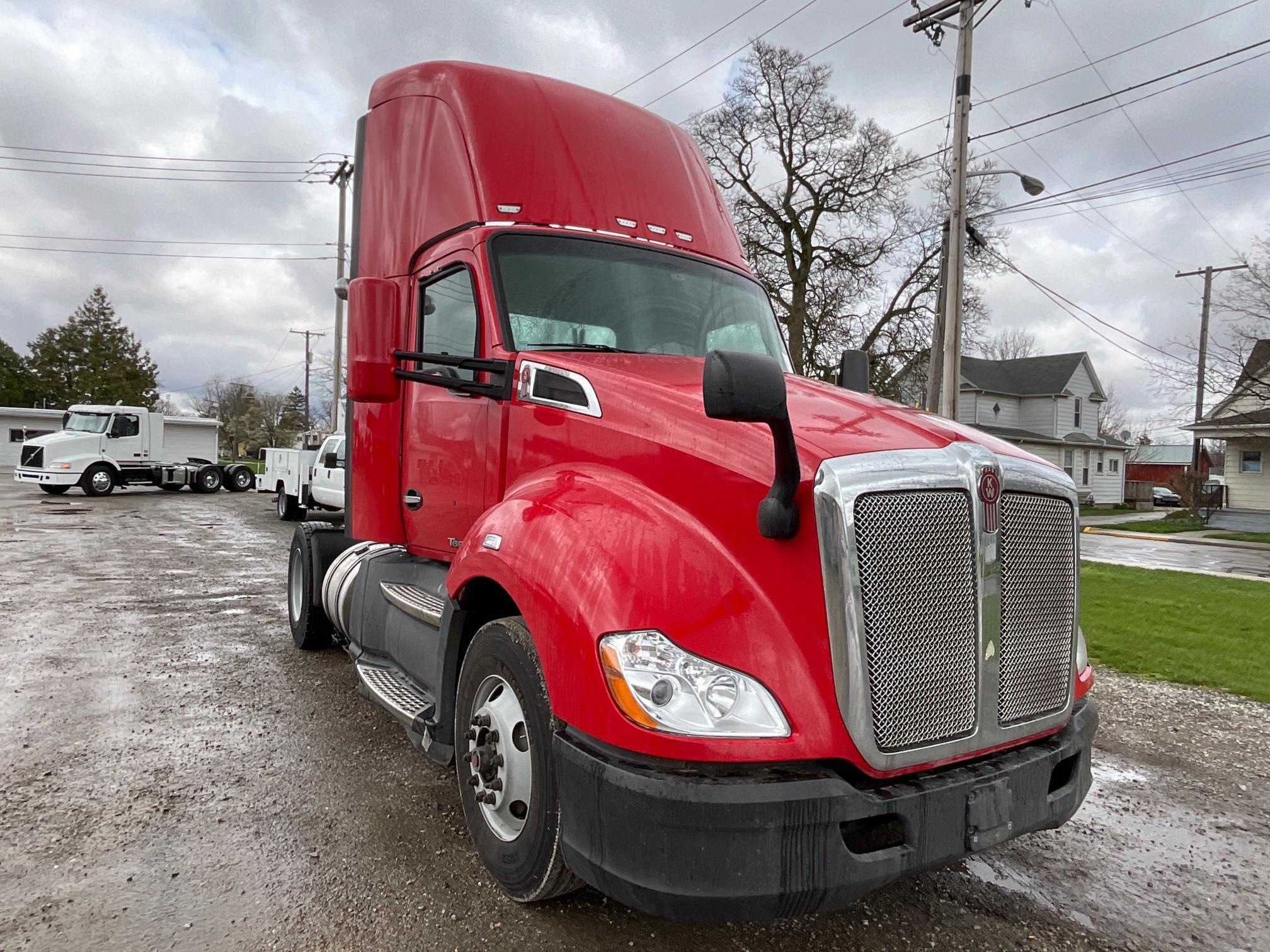 2018 Kenworth T680 Daycab