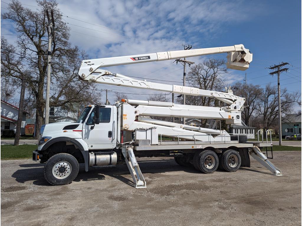 2014 International 7500 Elevator Bucket