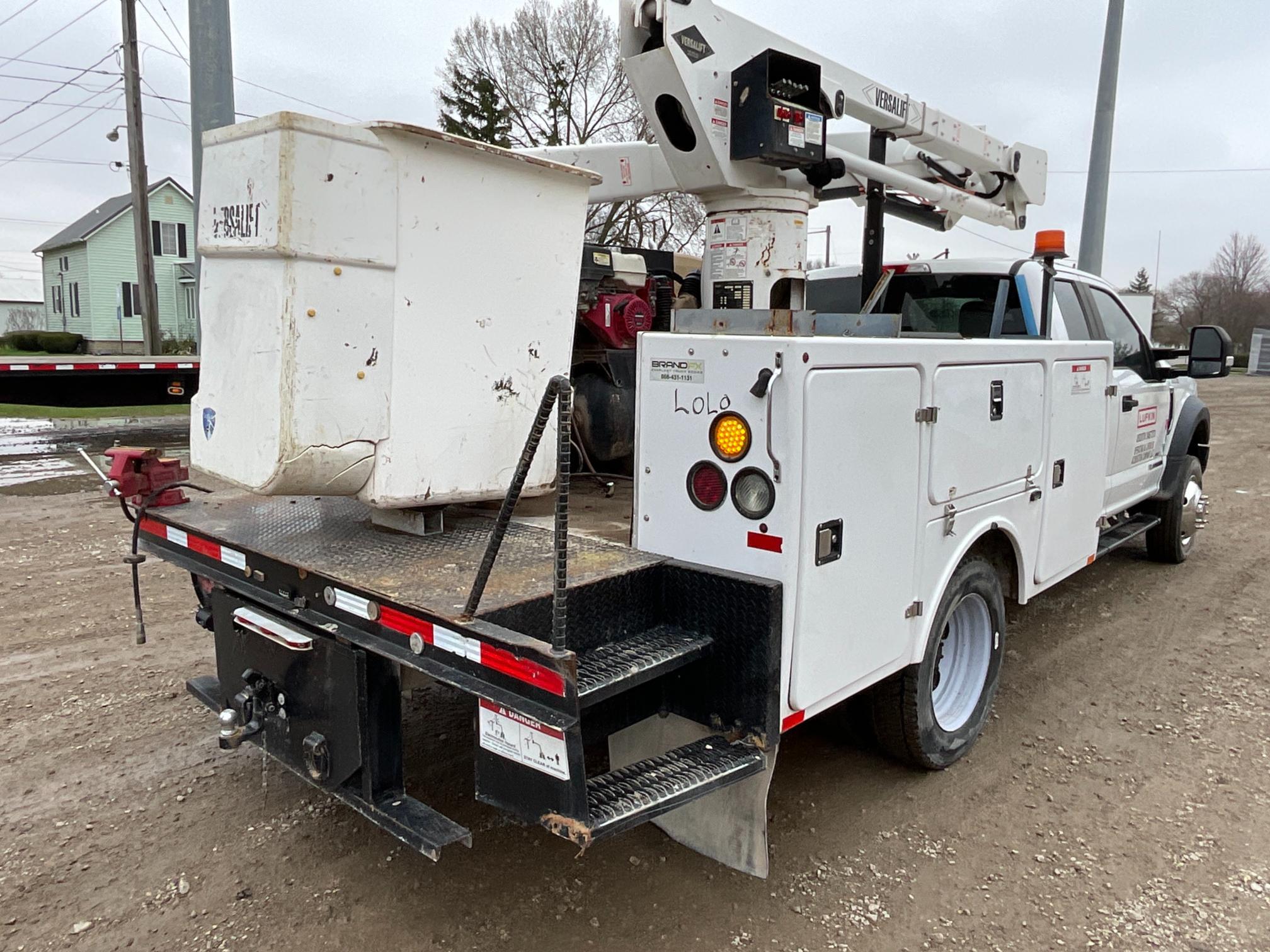 2019 Ford F550 Bucket Truck