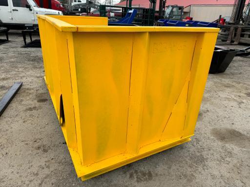 4 Cubic Yard Debris Bin