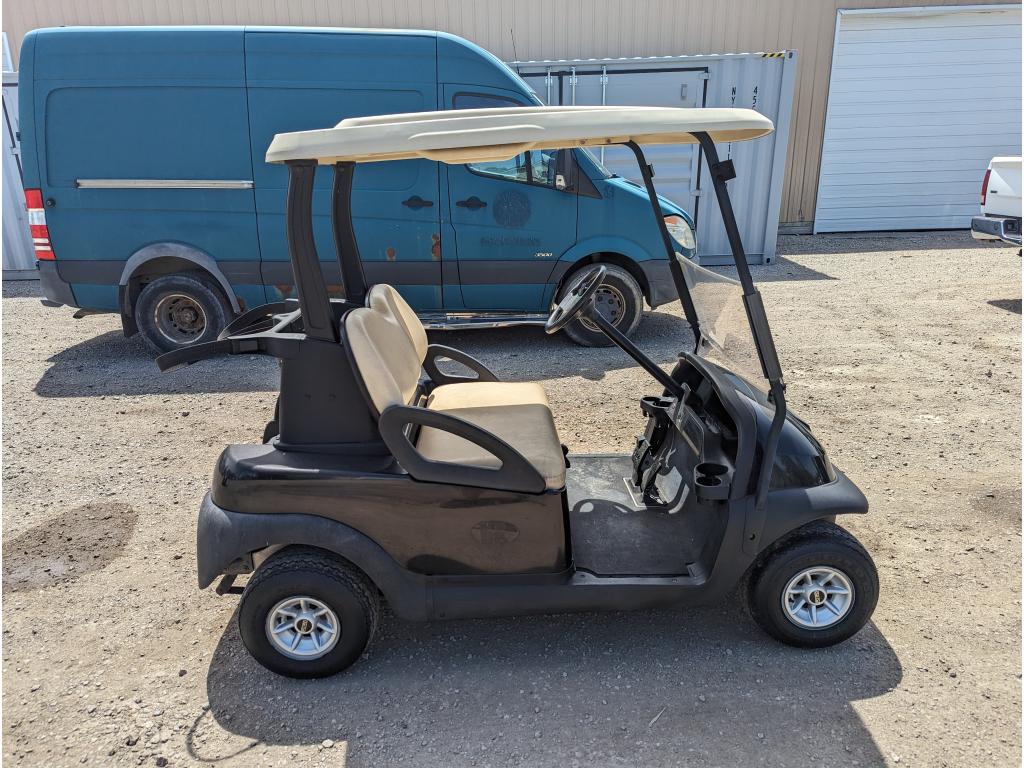 2011 Club Car Precedent Gas Golf Cart