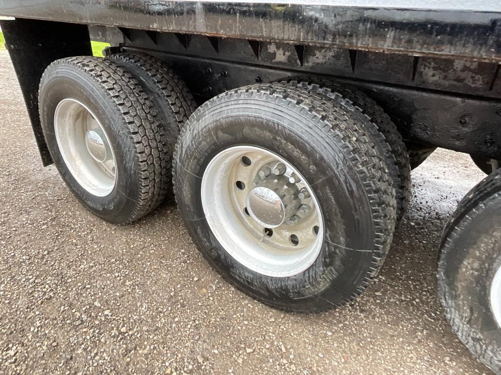 2005 Mack CV713 Dump Truck