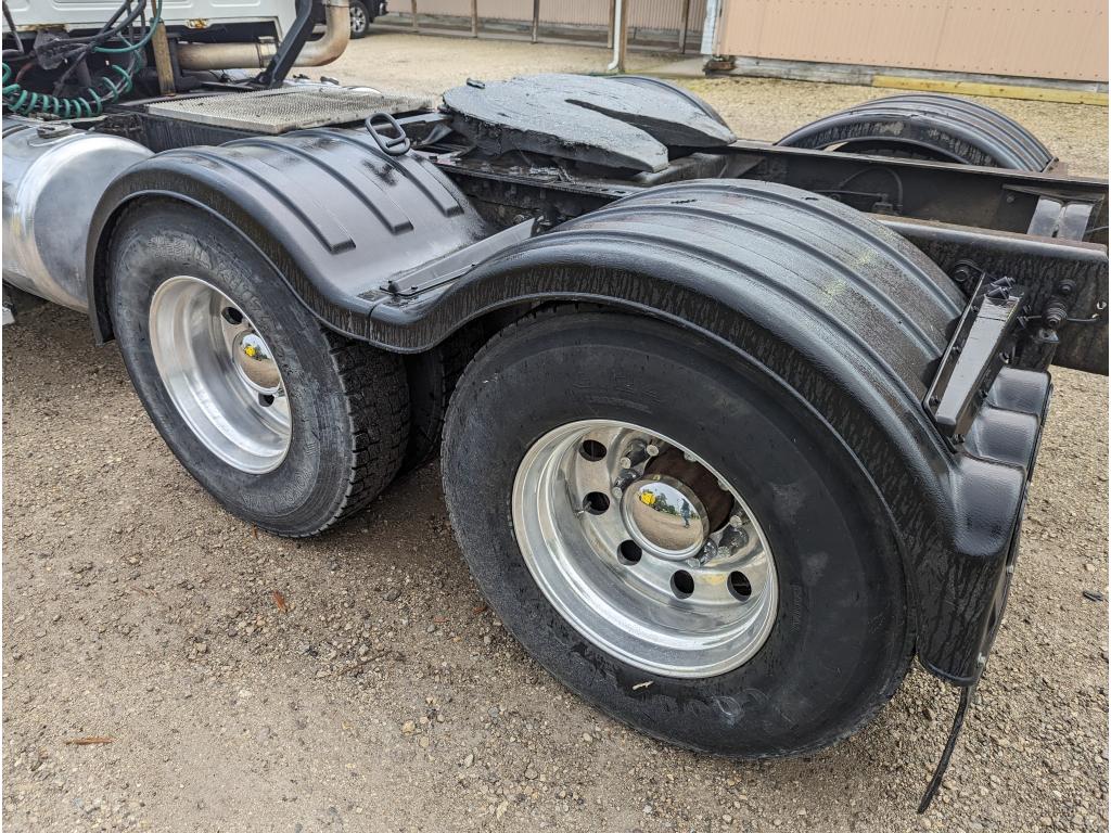 1997 Mack CH613 Day Cab