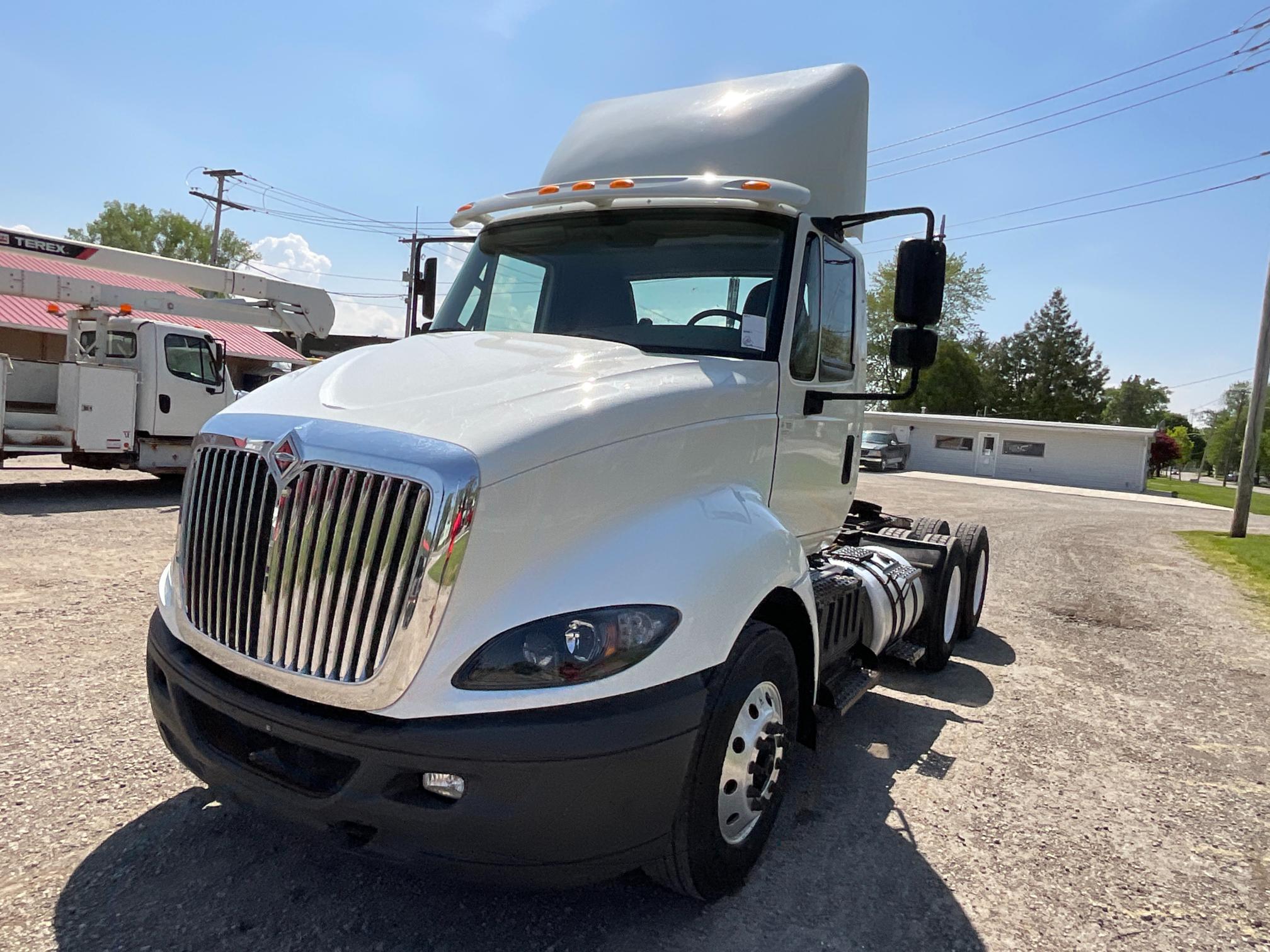 2017 International Prostar Day Cab