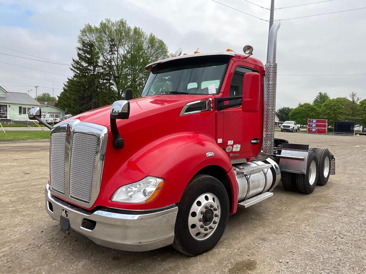 2018 Kenworth T680 Day Cab